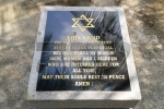 201203030834537cu.jpg